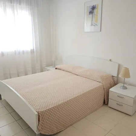 Διαμέρισμα Fully Renovated Near The Sea *